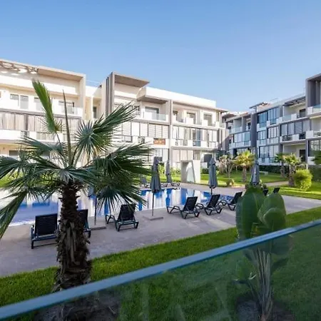 Appartement Spacieux Avec Piscine A Dar Bouazza - Dar Bouazza Casablanca Exterior photo